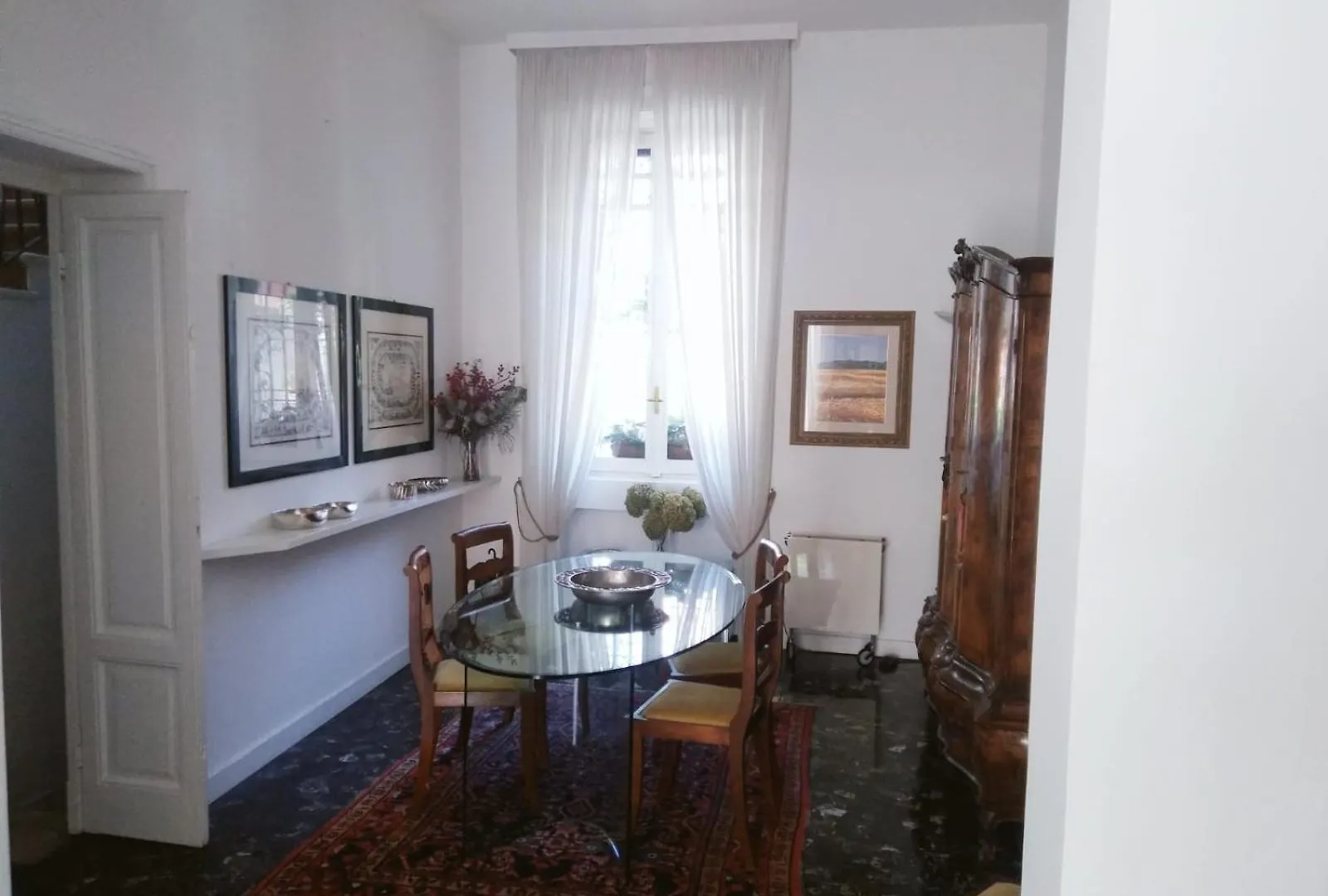 Casa Mari - Free Secure Parking, Breakfast, Private Bathroom, Wifi, Garden, Aircon, 3 Min Walk To Metro And Train Station Milan Italie