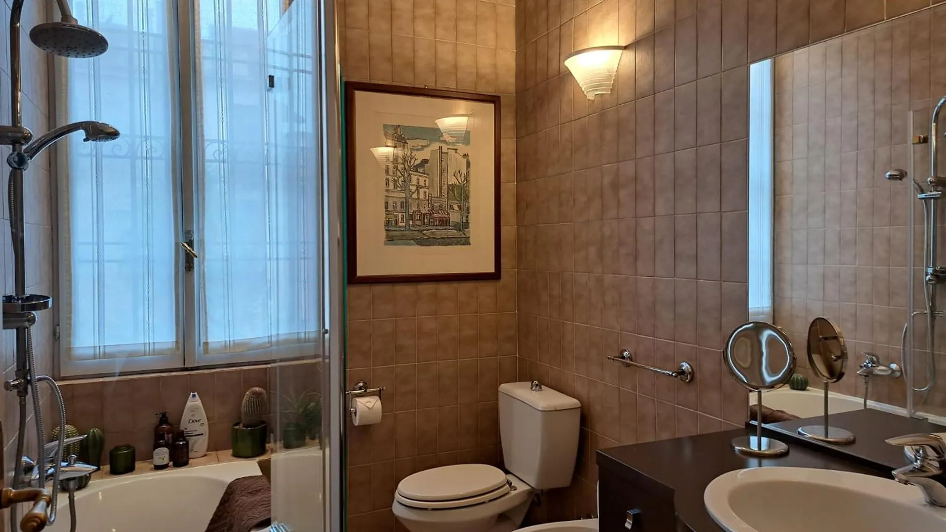 Bed & Breakfast Casa Mari - Free Secure Parking, Breakfast, Private Bathroom, Wifi, Garden, Aircon, 5 Min Walk To Metro And Train Station Milán